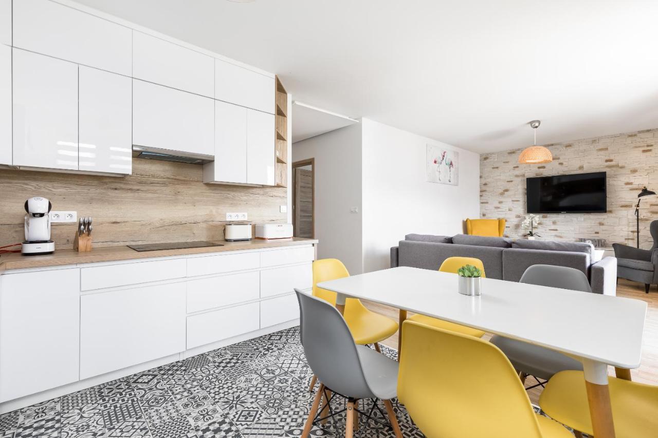 Bm Apartamenty Przytulny Apartament 142 W Centrum Szczecina Luaran gambar