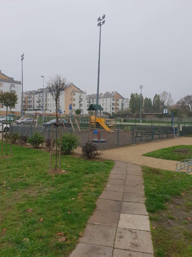 Bm Apartamenty Przytulny Apartament 142 W Centrum Szczecina Luaran gambar